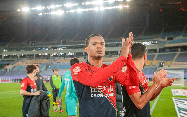  勒沃库森锋线重组租借引进意甲金靴雷特吉  