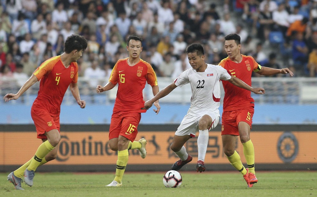  法兰克福新帅上任三连胜，球队面貌焕然一新  